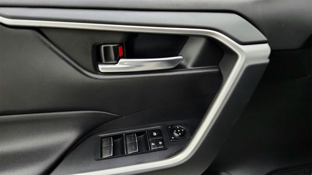 2022 Toyota RAV4 XLE Laurel MD