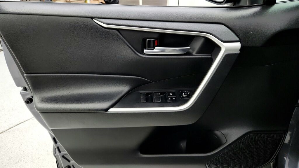 2022 Toyota RAV4 XLE Laurel MD