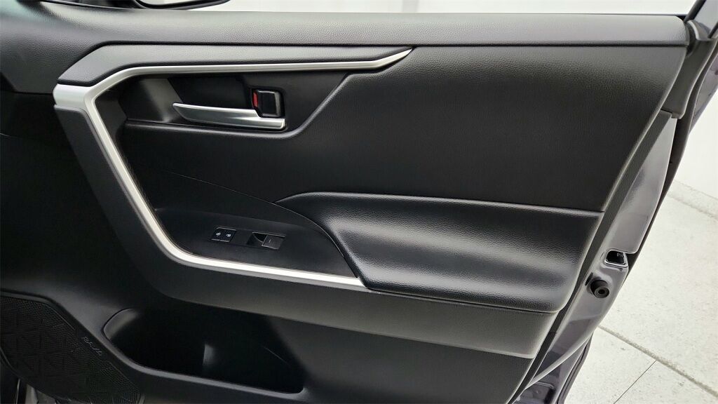 2022 Toyota RAV4 XLE Laurel MD