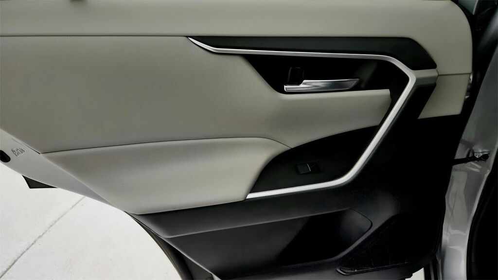 2022 Toyota RAV4 XLE Laurel MD
