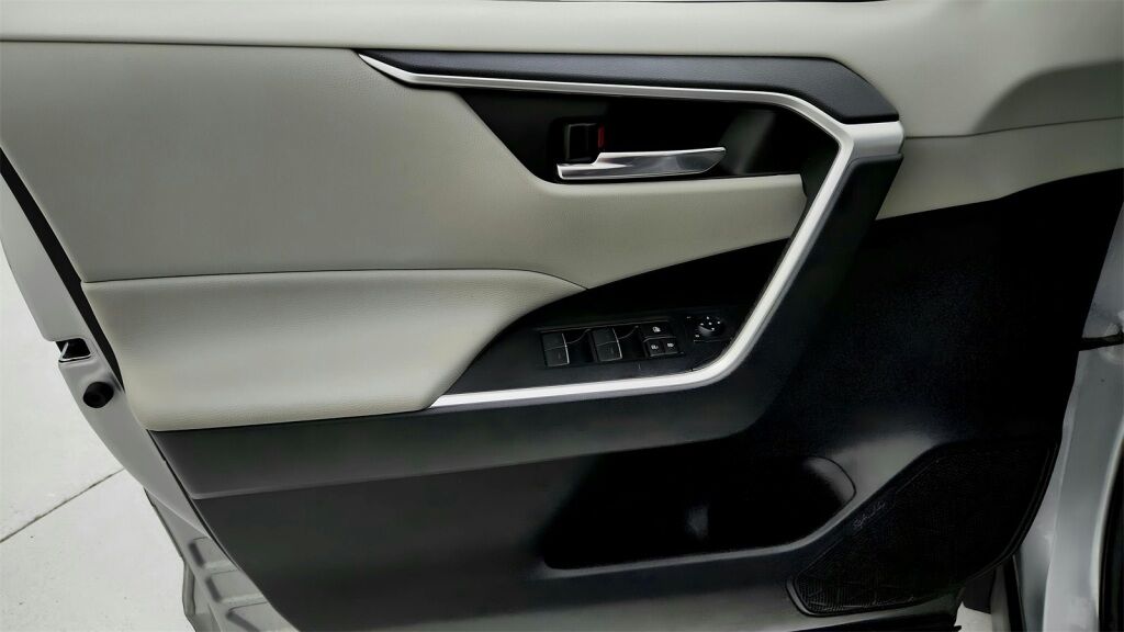 2022 Toyota RAV4 XLE Laurel MD
