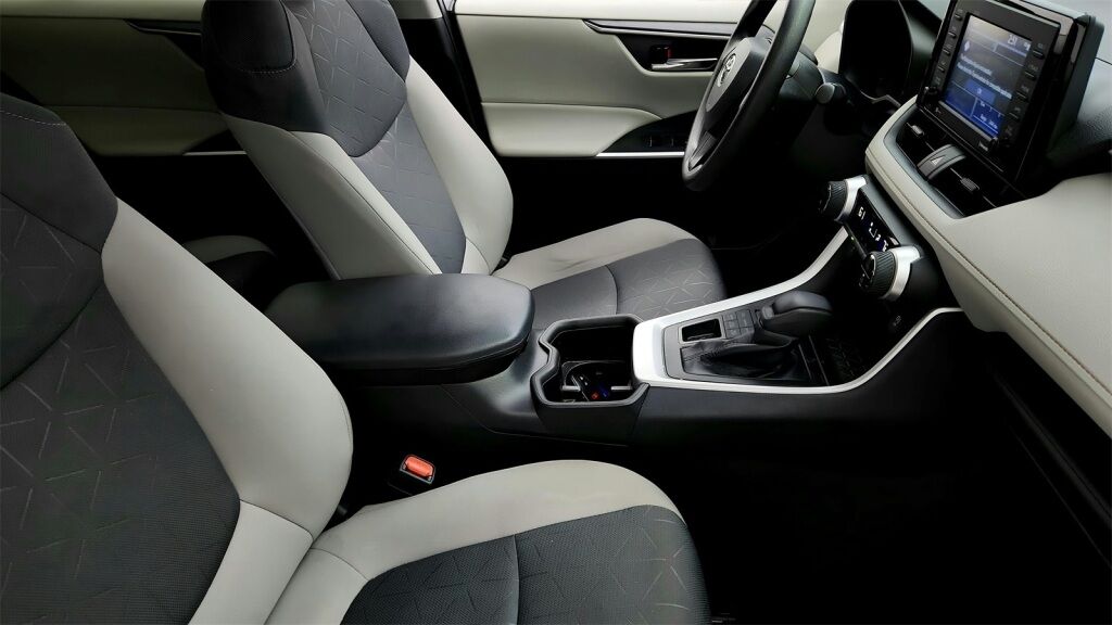 2022 Toyota RAV4 XLE Laurel MD