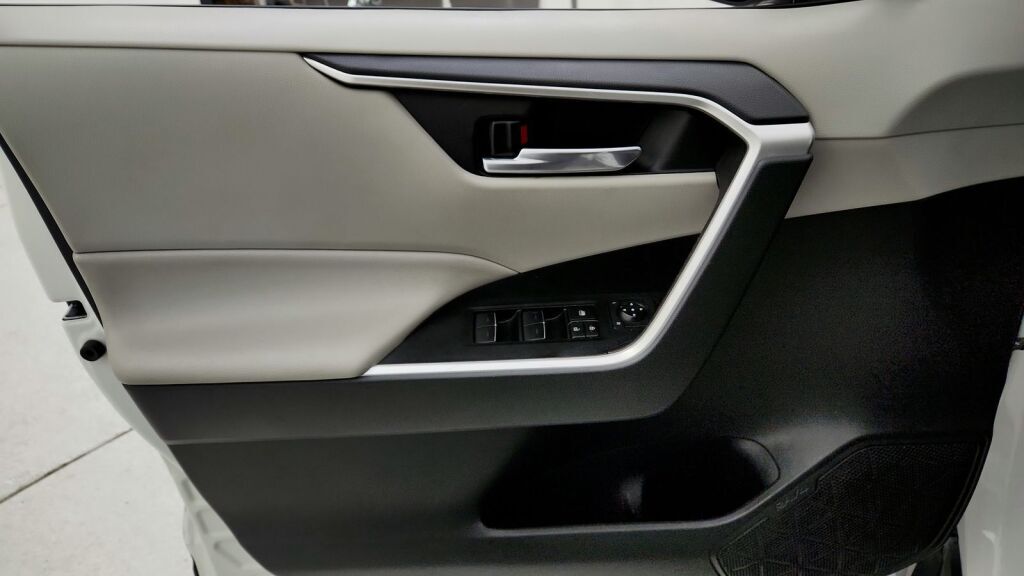 2022 Toyota RAV4 XLE Laurel MD