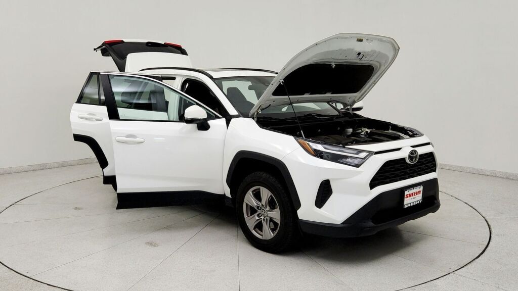 2022 Toyota RAV4 XLE Laurel MD