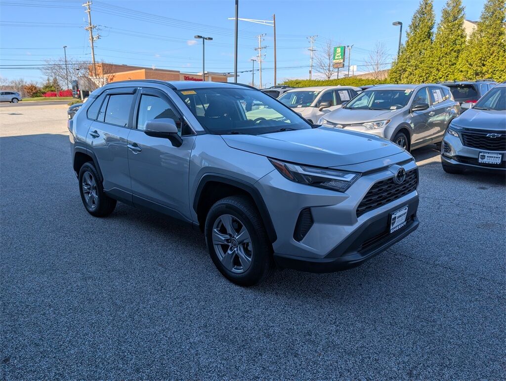 2022 Toyota RAV4 XLE