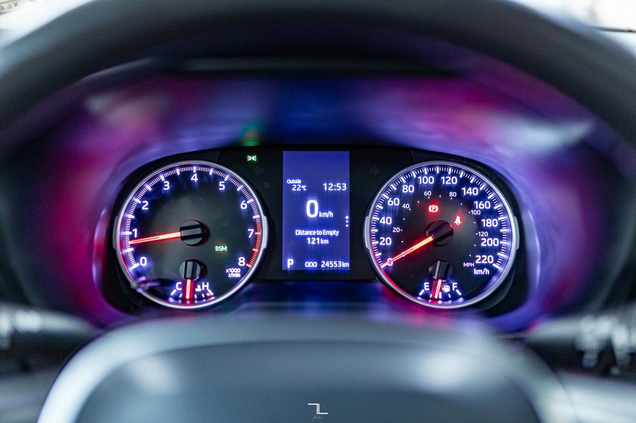 2022 Toyota Rav4 AWD XLE Leather Roof BCam Red Deer AB