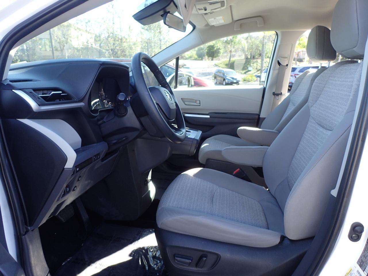 2022 Toyota Sienna LE Anaheim CA