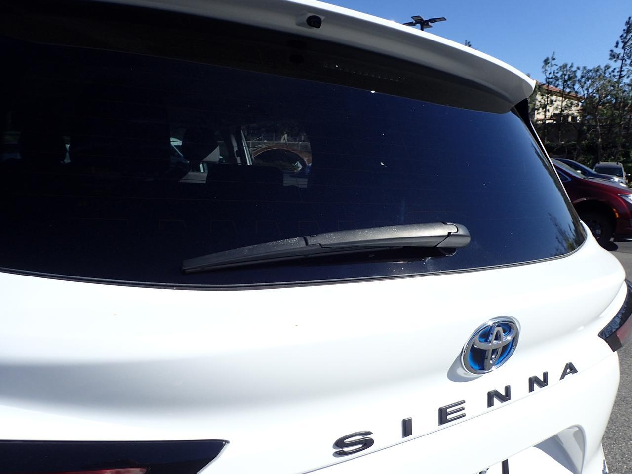 2022 Toyota Sienna LE Anaheim CA