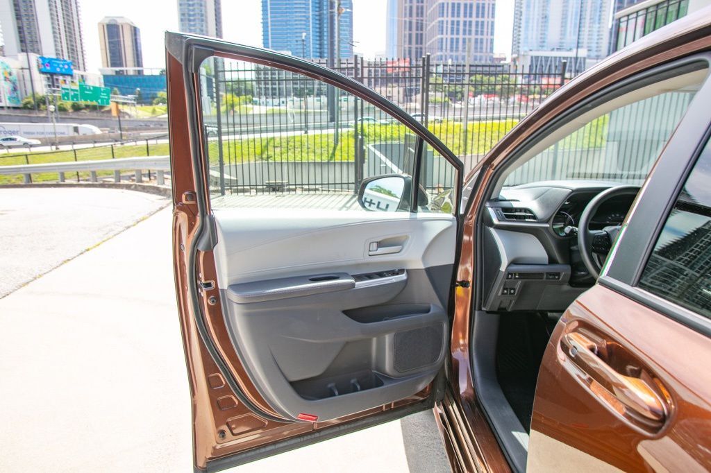 2022 Toyota Sienna LE Atlanta GA