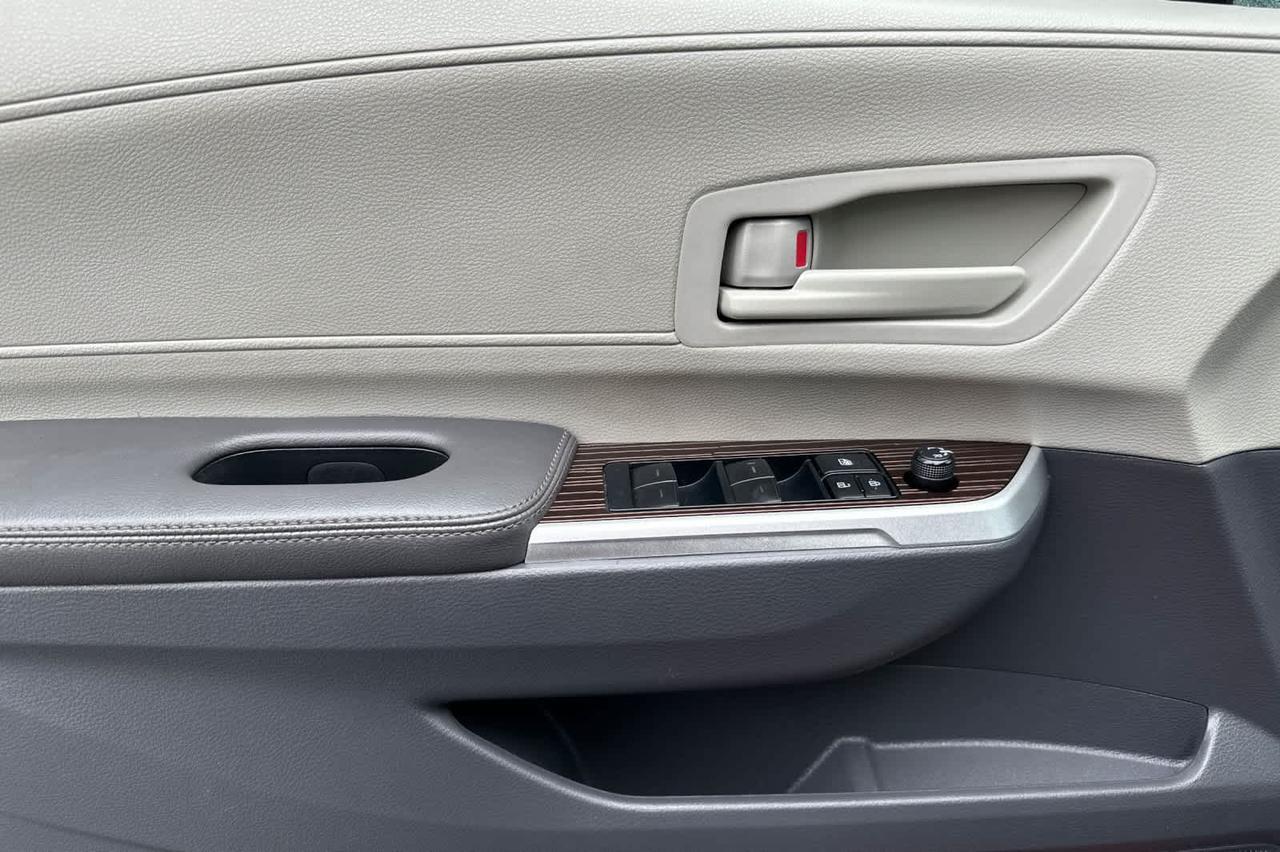 2022 Toyota Sienna LE Roseville CA