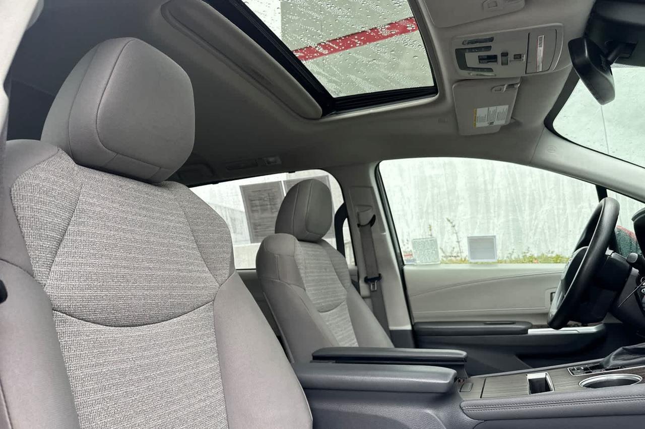 2022 Toyota Sienna LE Roseville CA