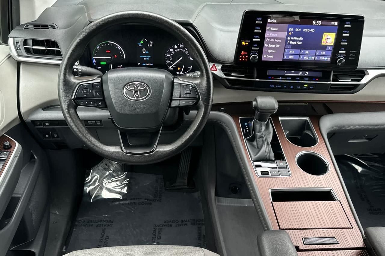 2022 Toyota Sienna LE Roseville CA