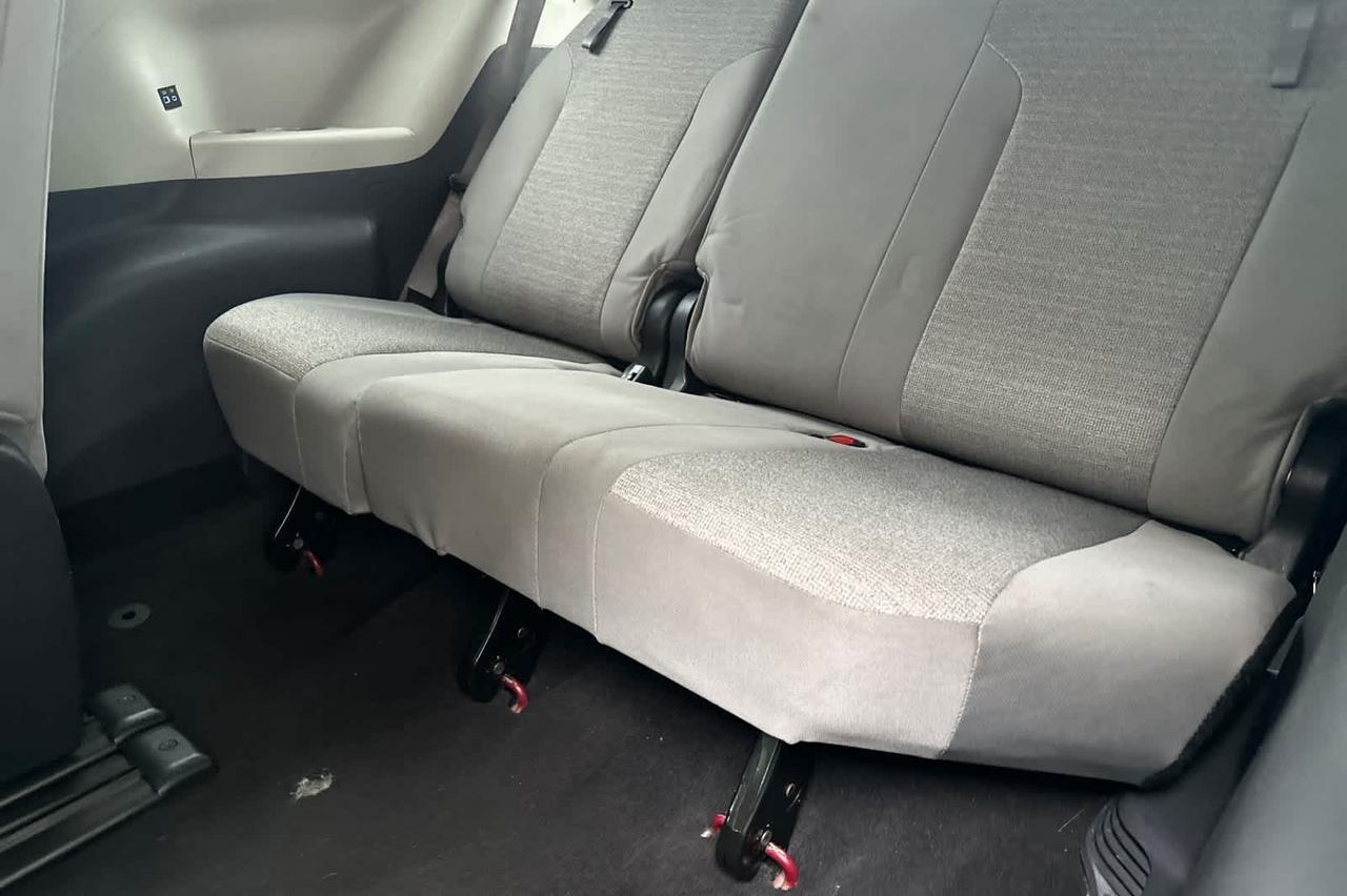 2022 Toyota Sienna LE Roseville CA