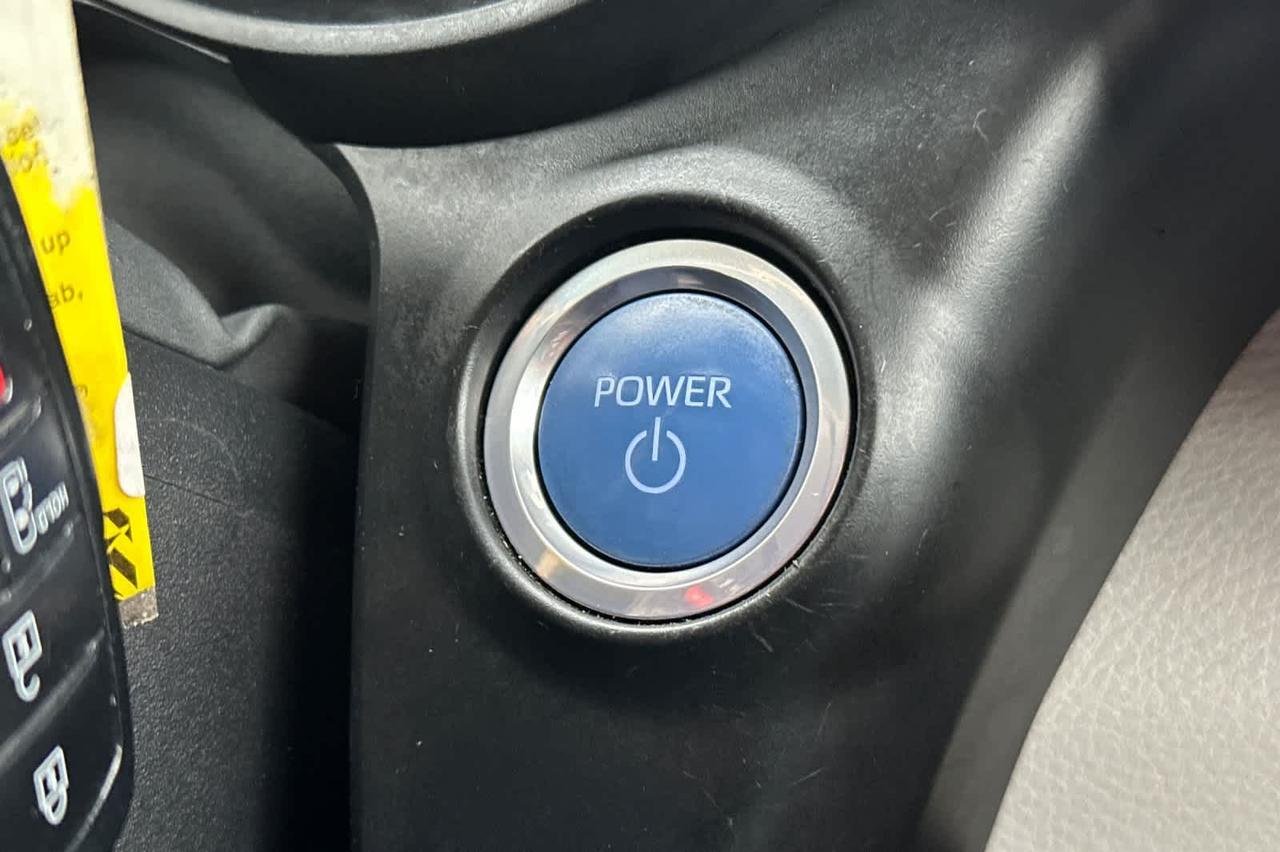 2022 Toyota Sienna LE Roseville CA