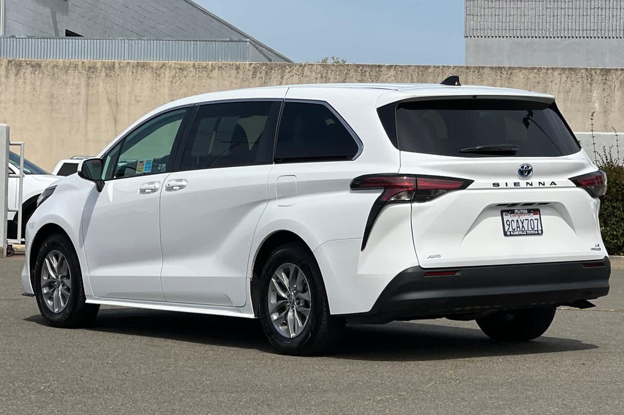 2022 Toyota Sienna LE Roseville CA