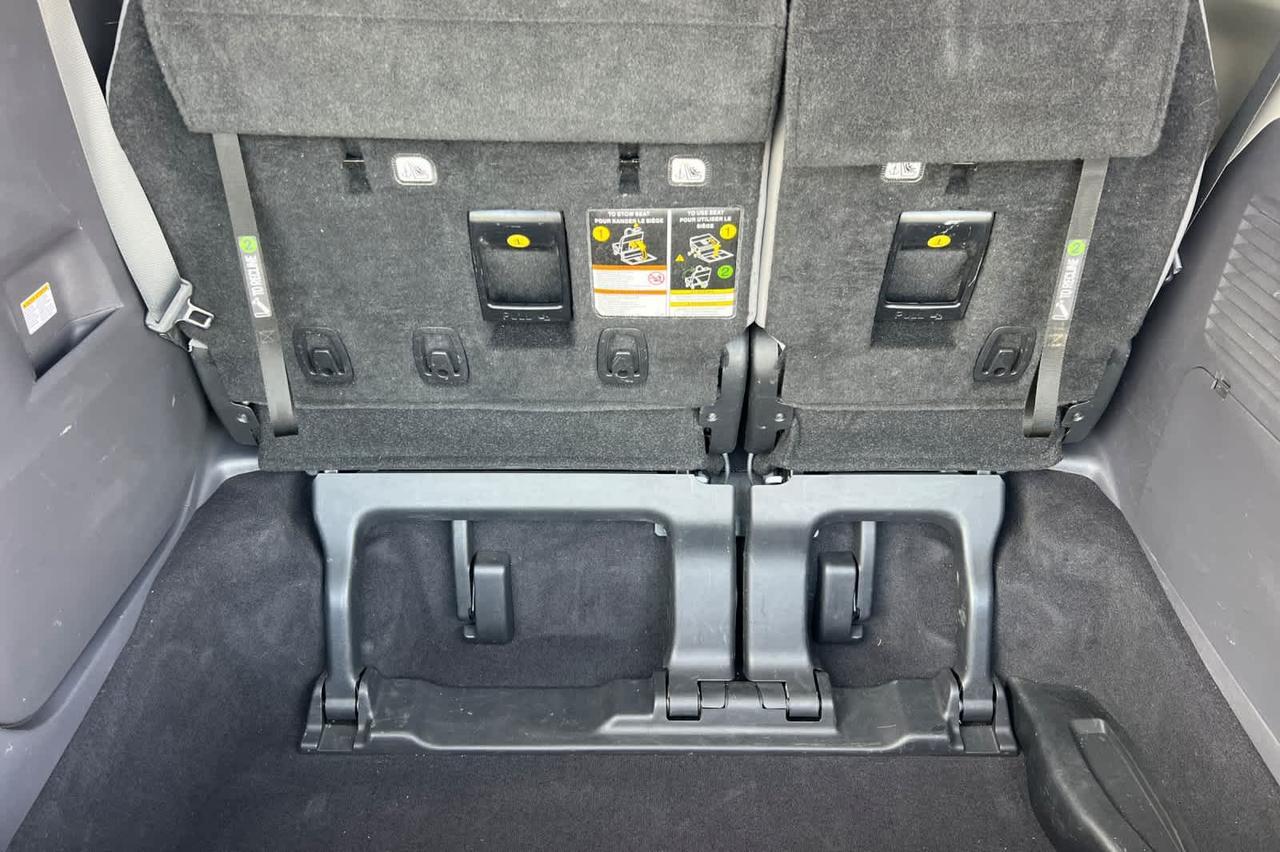 2022 Toyota Sienna LE Roseville CA