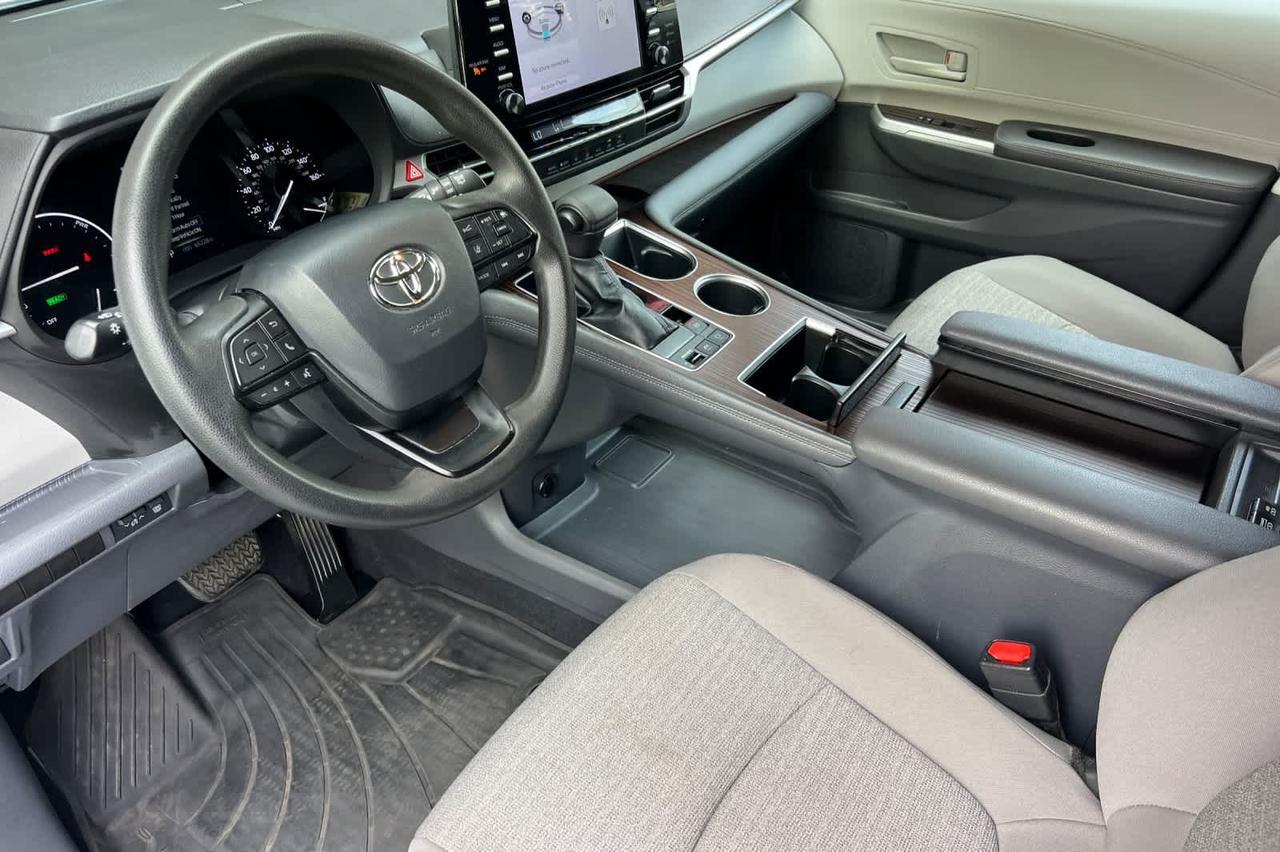 2022 Toyota Sienna LE Roseville CA