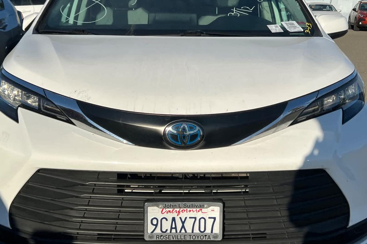 2022 Toyota Sienna LE Roseville CA