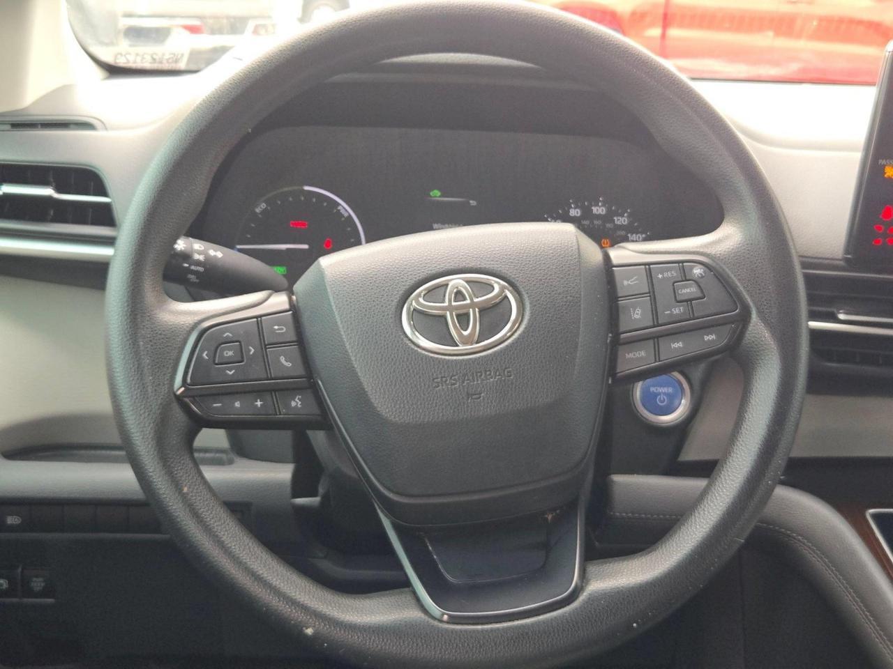 2022 Toyota Sienna LE Castroville TX