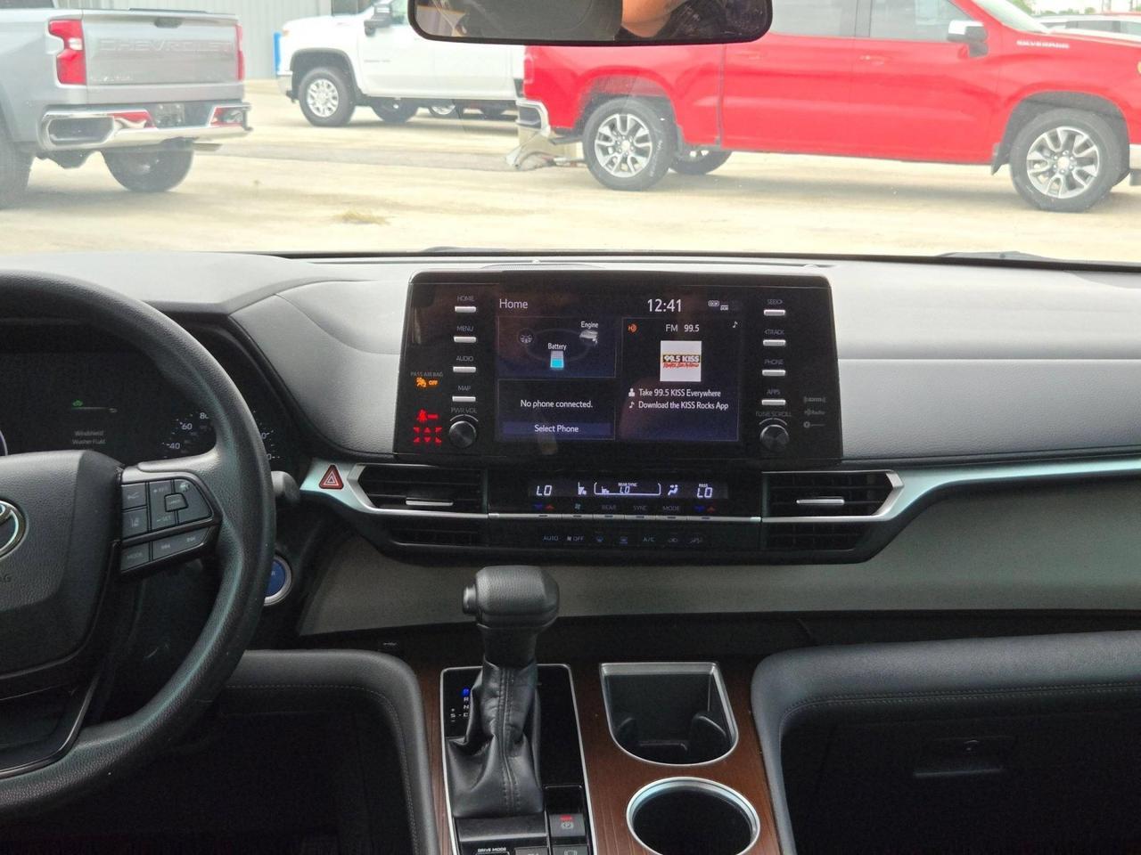 2022 Toyota Sienna LE Castroville TX