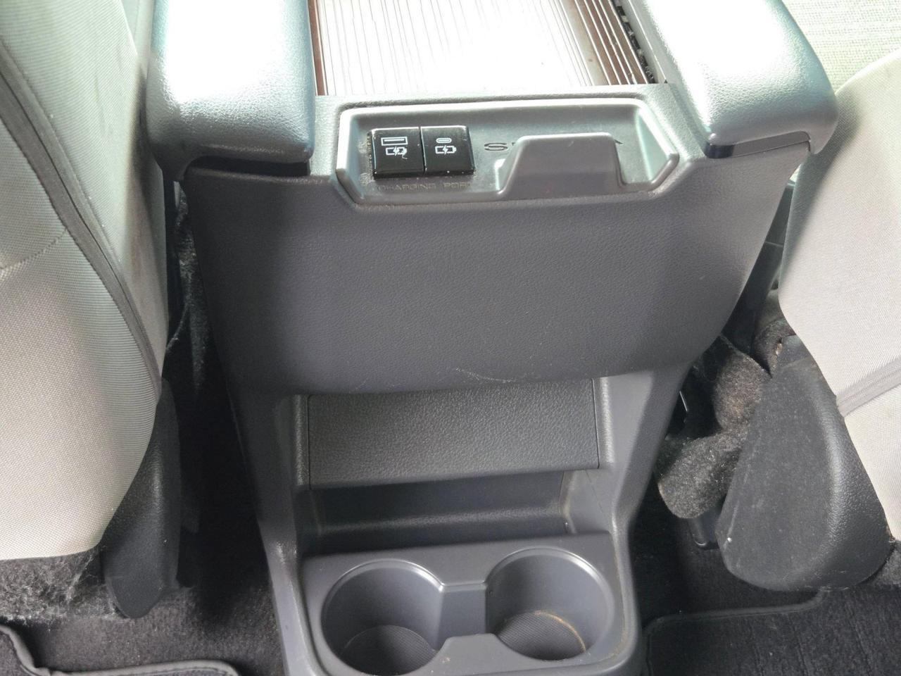 2022 Toyota Sienna LE Castroville TX