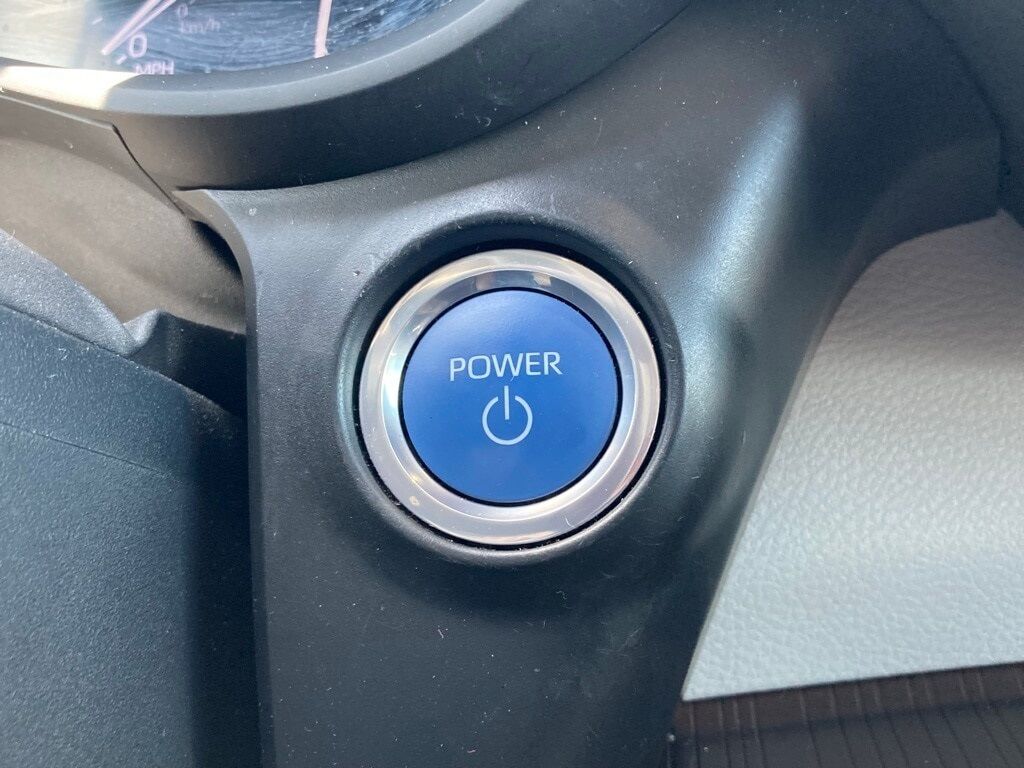 2022 Toyota Sienna LE San Antonio TX