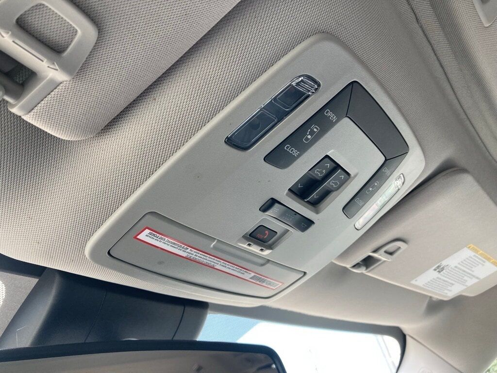 2022 Toyota Sienna LE San Antonio TX