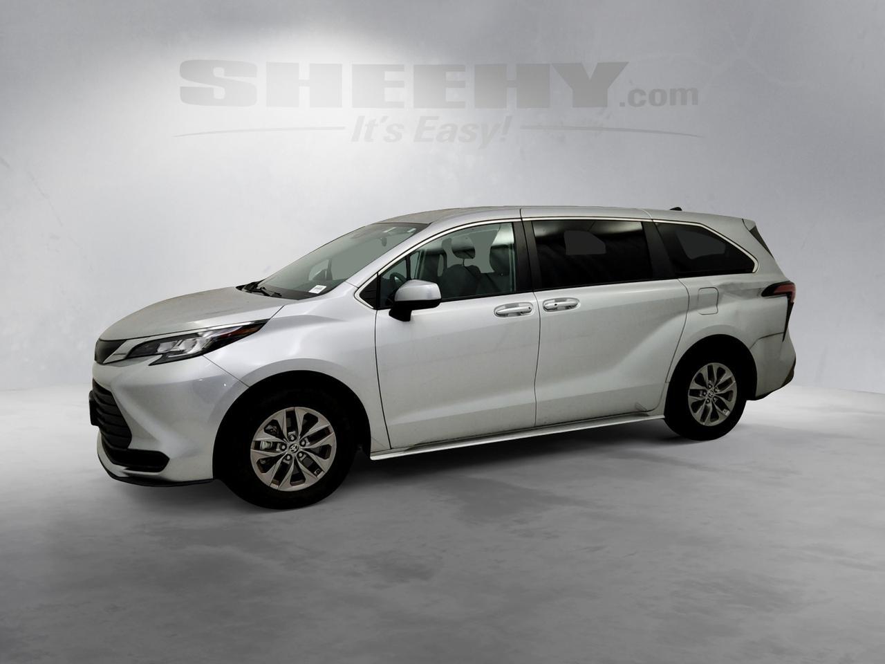 2022 Toyota Sienna LE Laurel MD