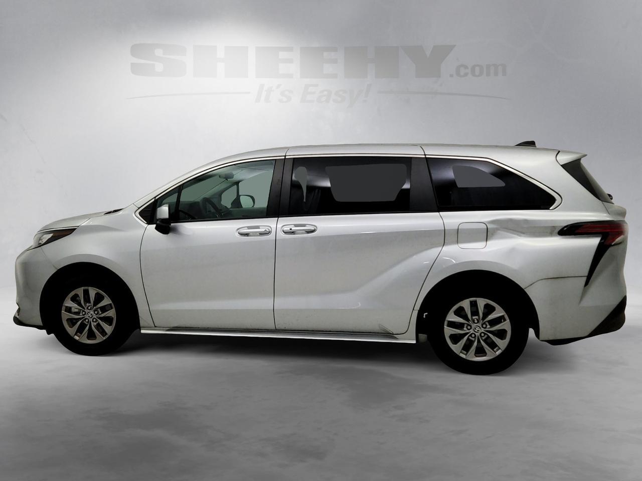 2022 Toyota Sienna LE Laurel MD