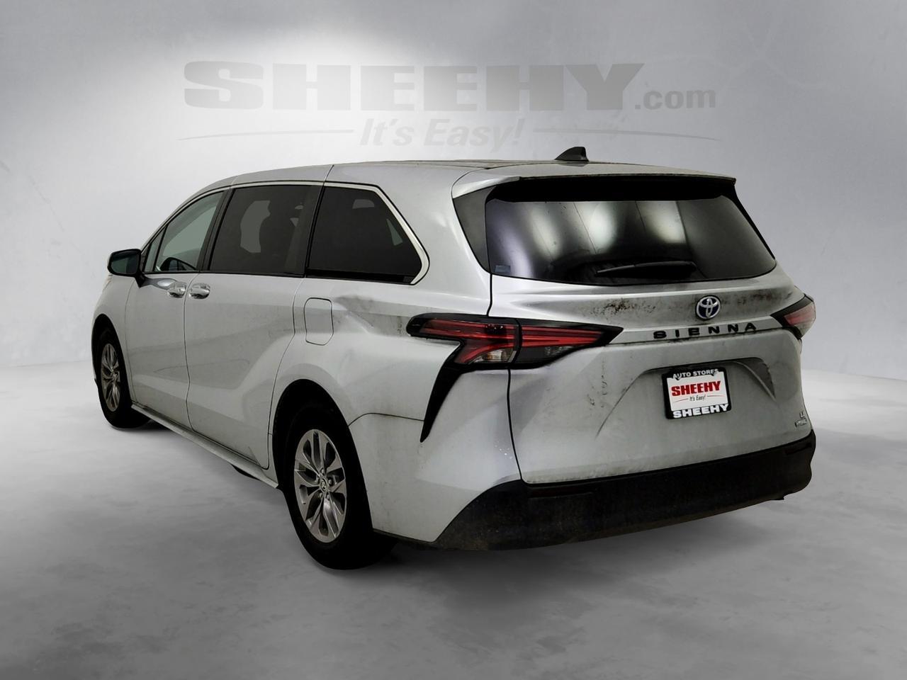2022 Toyota Sienna LE Laurel MD