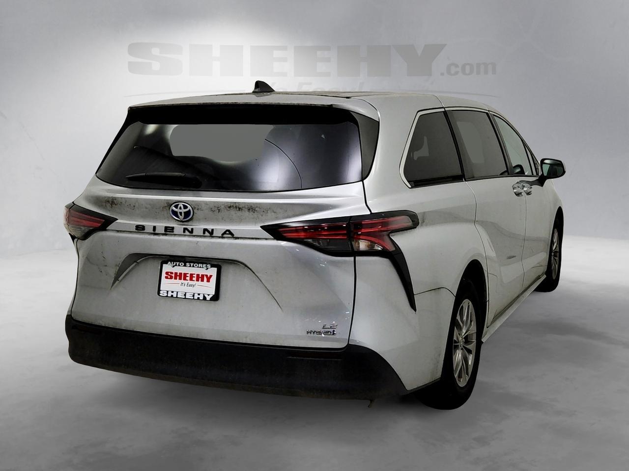 2022 Toyota Sienna LE Laurel MD