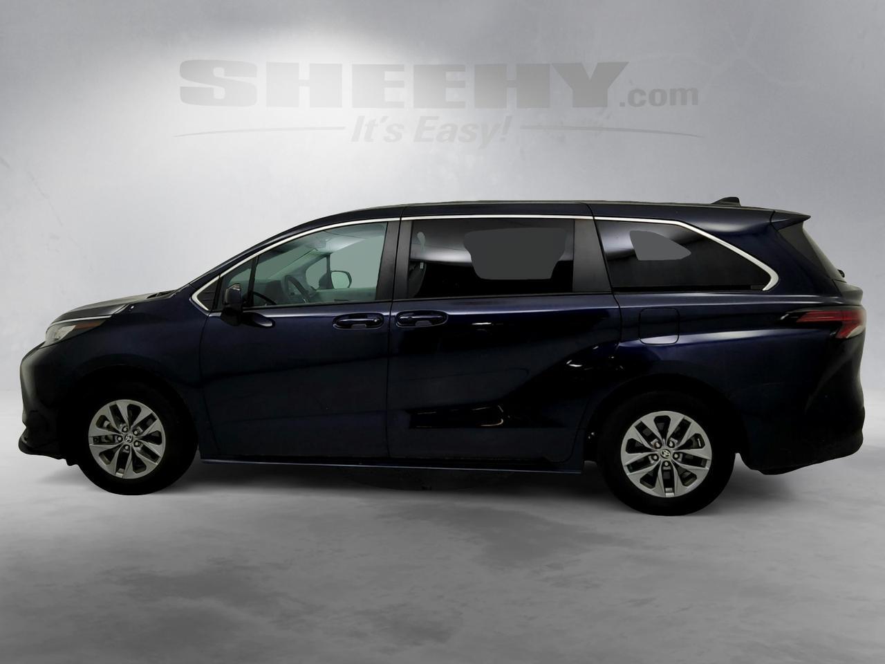 2022 Toyota Sienna LE Laurel MD