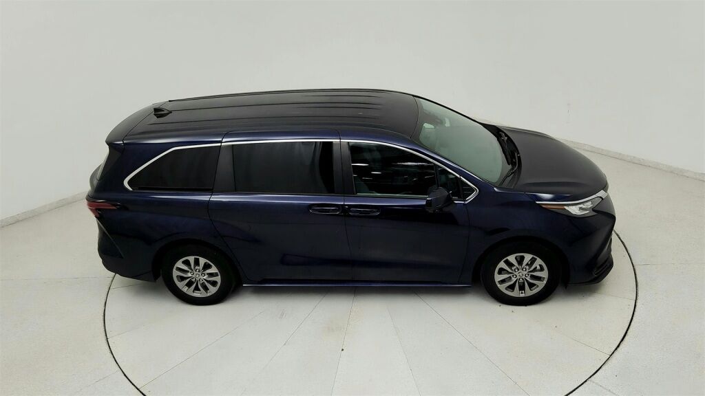 2022 Toyota Sienna LE Laurel MD