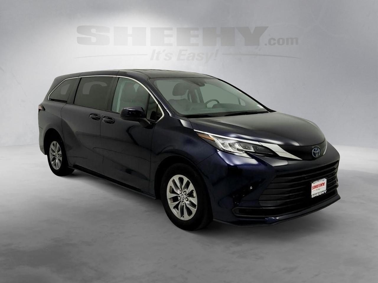 2022 Toyota Sienna LE Laurel MD