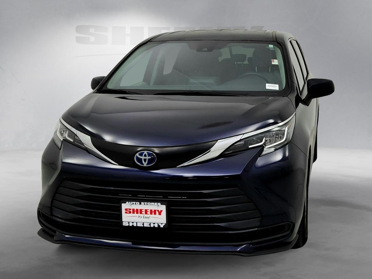 2022 Toyota Sienna LE Laurel MD