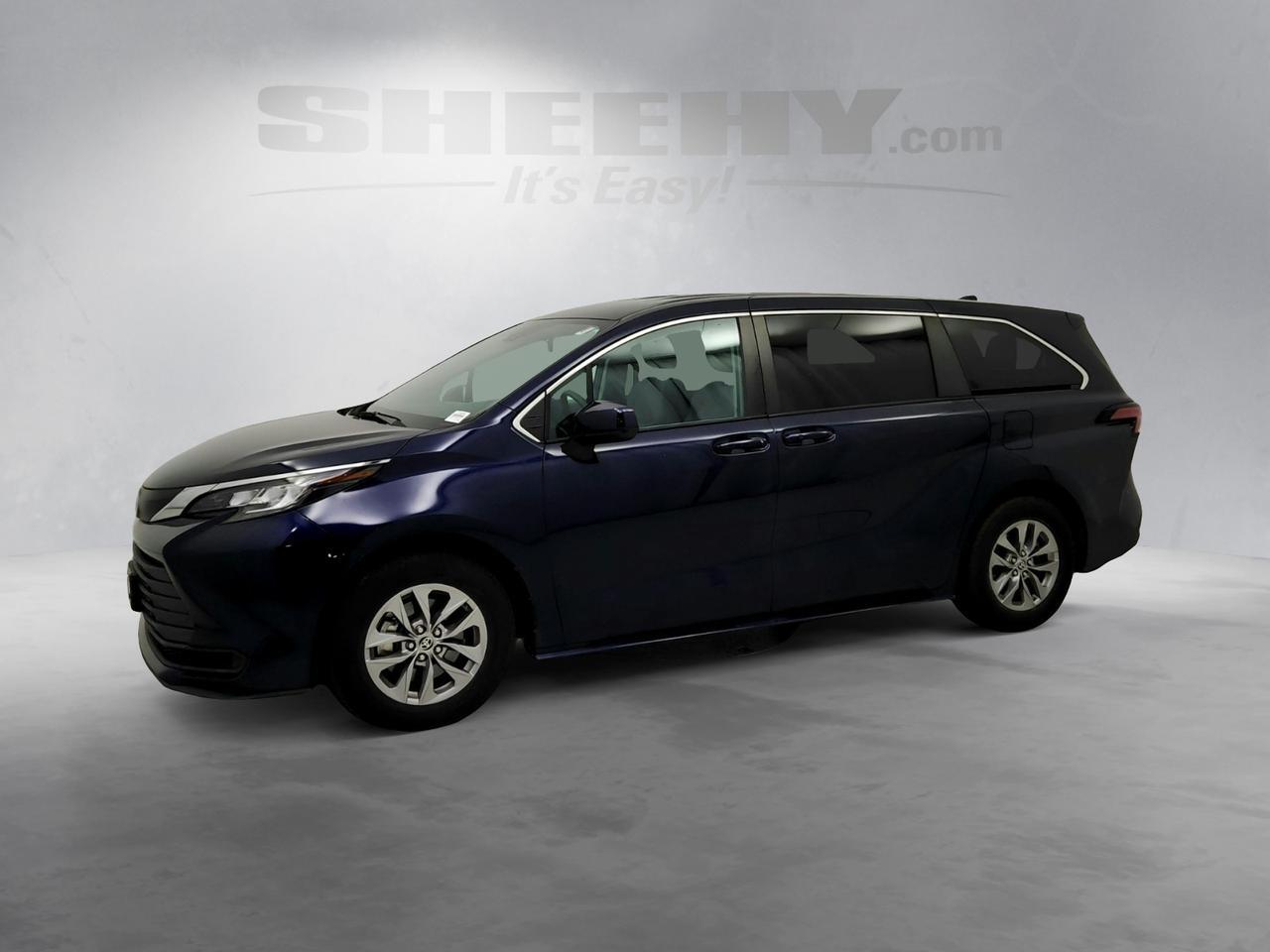 2022 Toyota Sienna LE Laurel MD