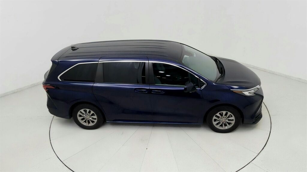 2022 Toyota Sienna LE Laurel MD