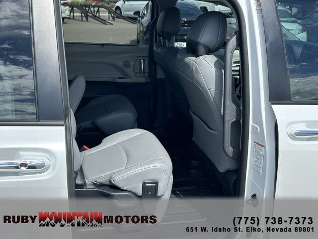 2022 Toyota Sienna Limited Elko NV