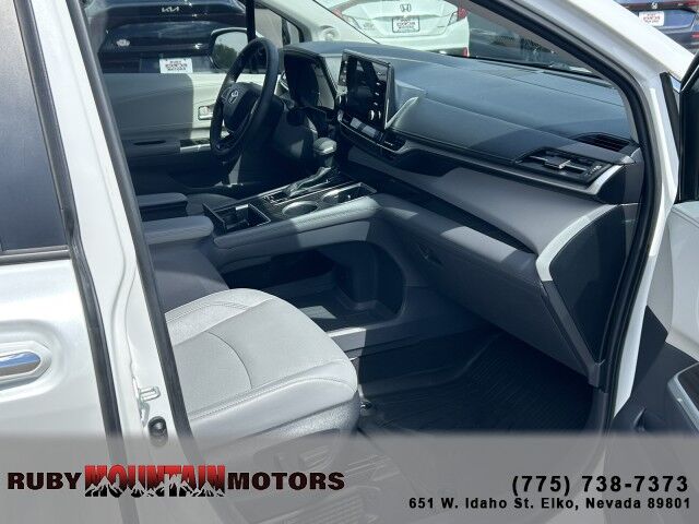 2022 Toyota Sienna Limited Elko NV
