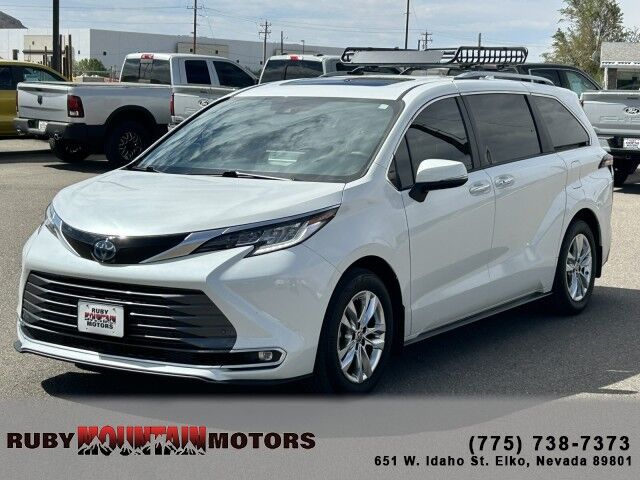 2022 Toyota Sienna Limited Elko NV