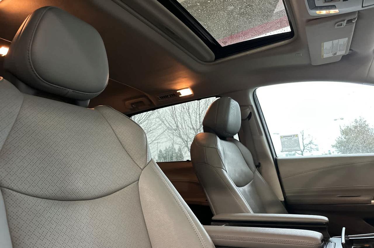 2022 Toyota Sienna Limited Roseville CA