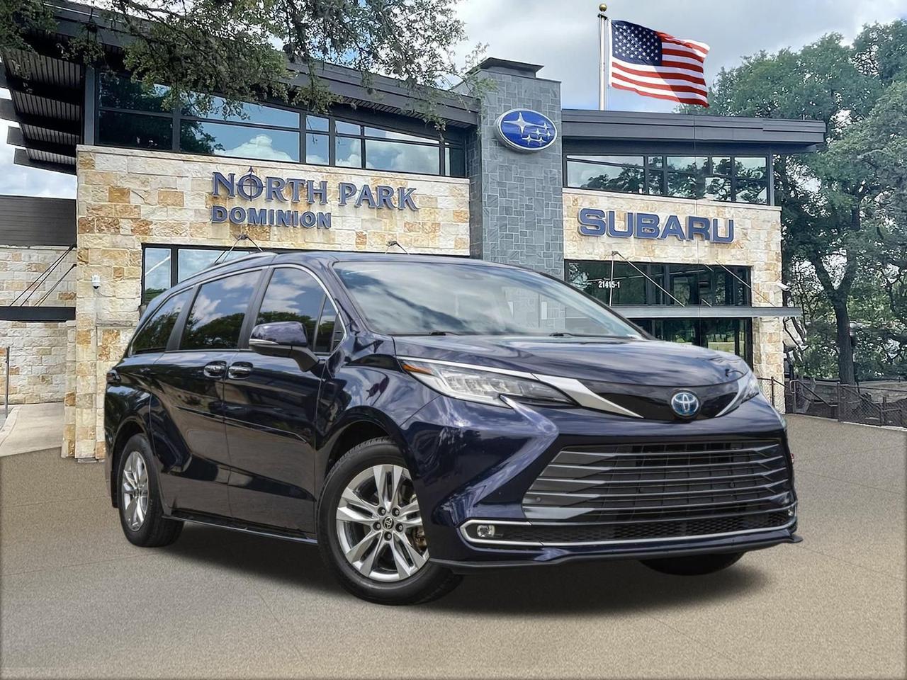2022 Toyota Sienna Limited