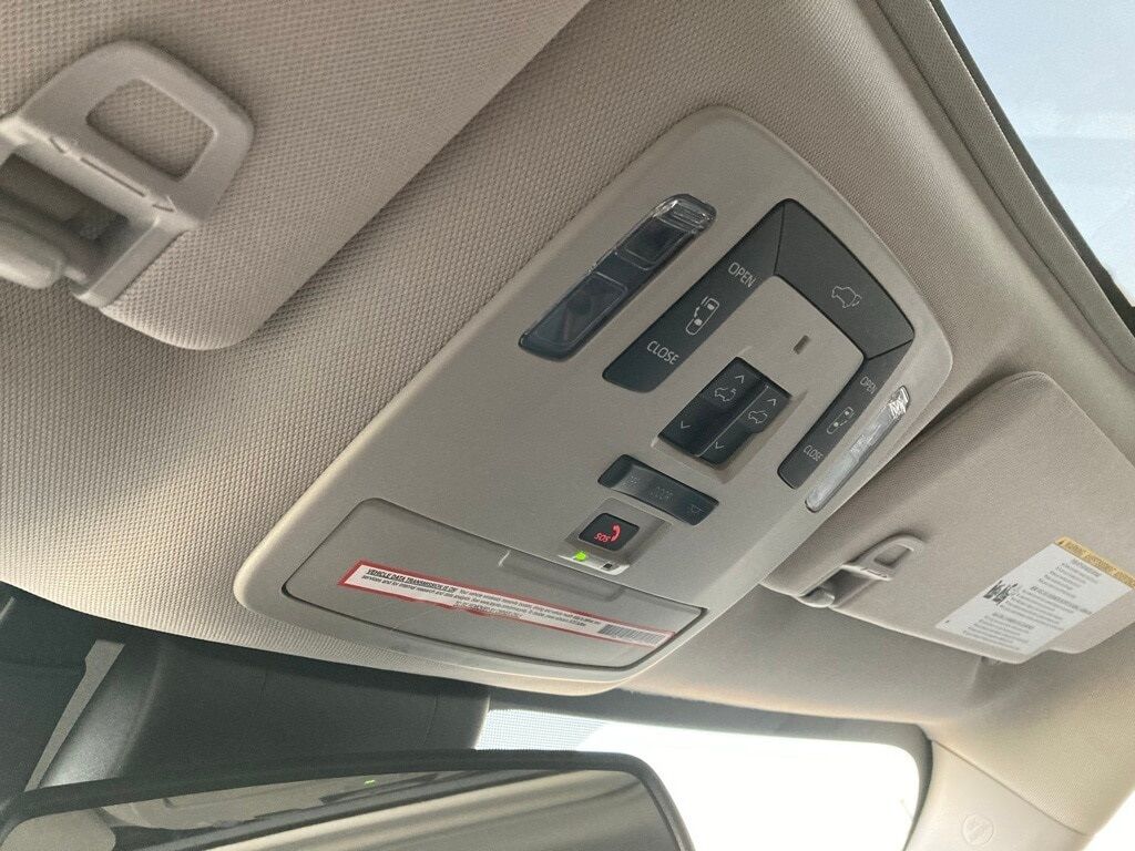 2022 Toyota Sienna Limited San Antonio TX