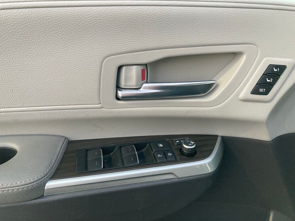 2022 Toyota Sienna Limited San Antonio TX