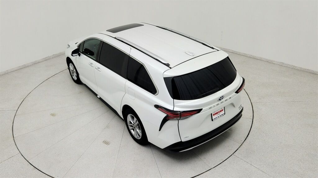2022 Toyota Sienna Limited Laurel MD