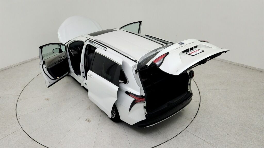 2022 Toyota Sienna Limited Laurel MD