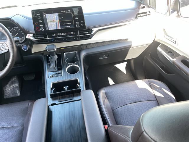 2022 Toyota Sienna Platinum 7-Passenger Peoria AZ