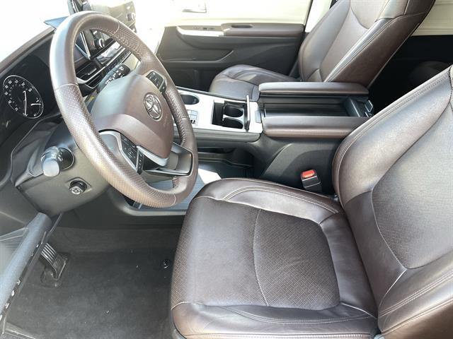 2022 Toyota Sienna Platinum 7-Passenger Peoria AZ