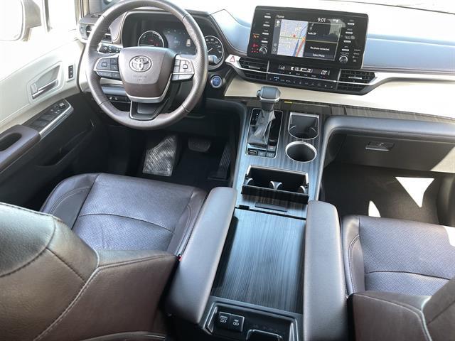 2022 Toyota Sienna Platinum 7-Passenger Peoria AZ