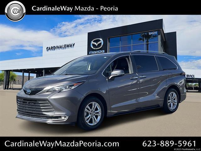 2022 Toyota Sienna Platinum 7-Passenger Peoria AZ